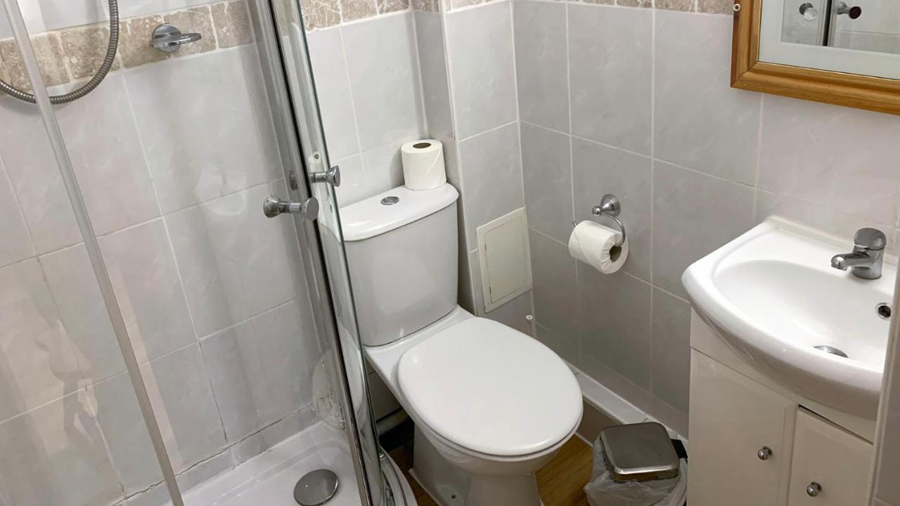 Penthouse 3 - Spacious Harbourside Apartment With Stunning Sea Views 펜젠스 외부 사진